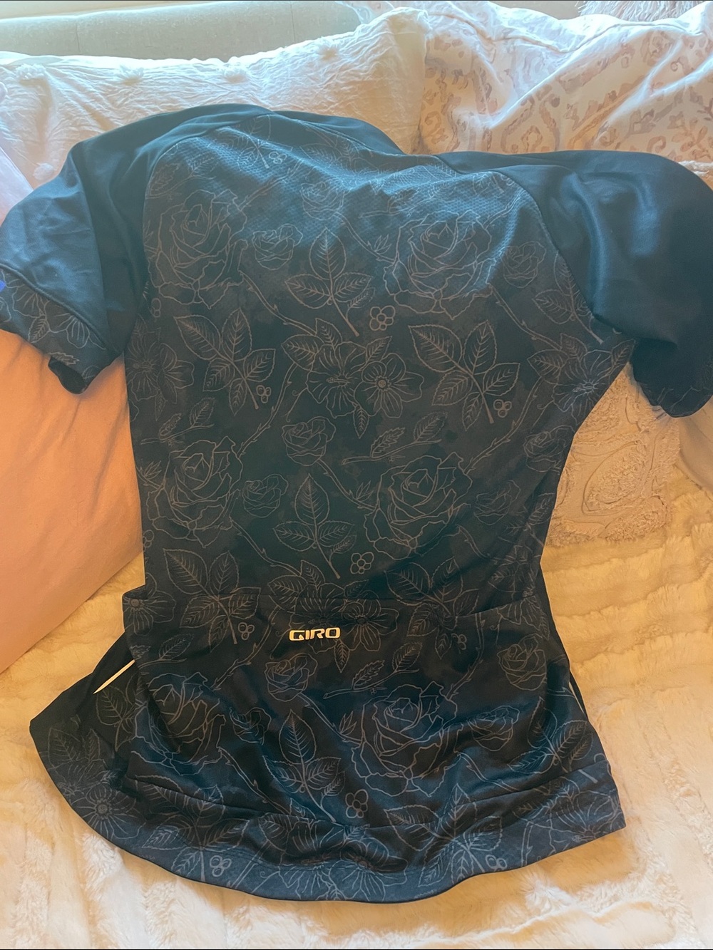 Giro Black Floral Short-Sleeve Cycling Jersey - Picture 2 of 7